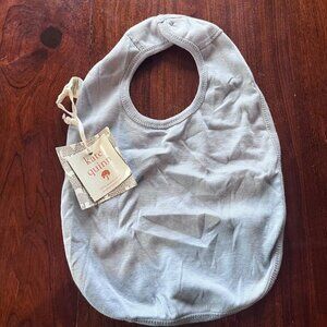 New Kate Quinn Organic Cotton Bib -one‎ size